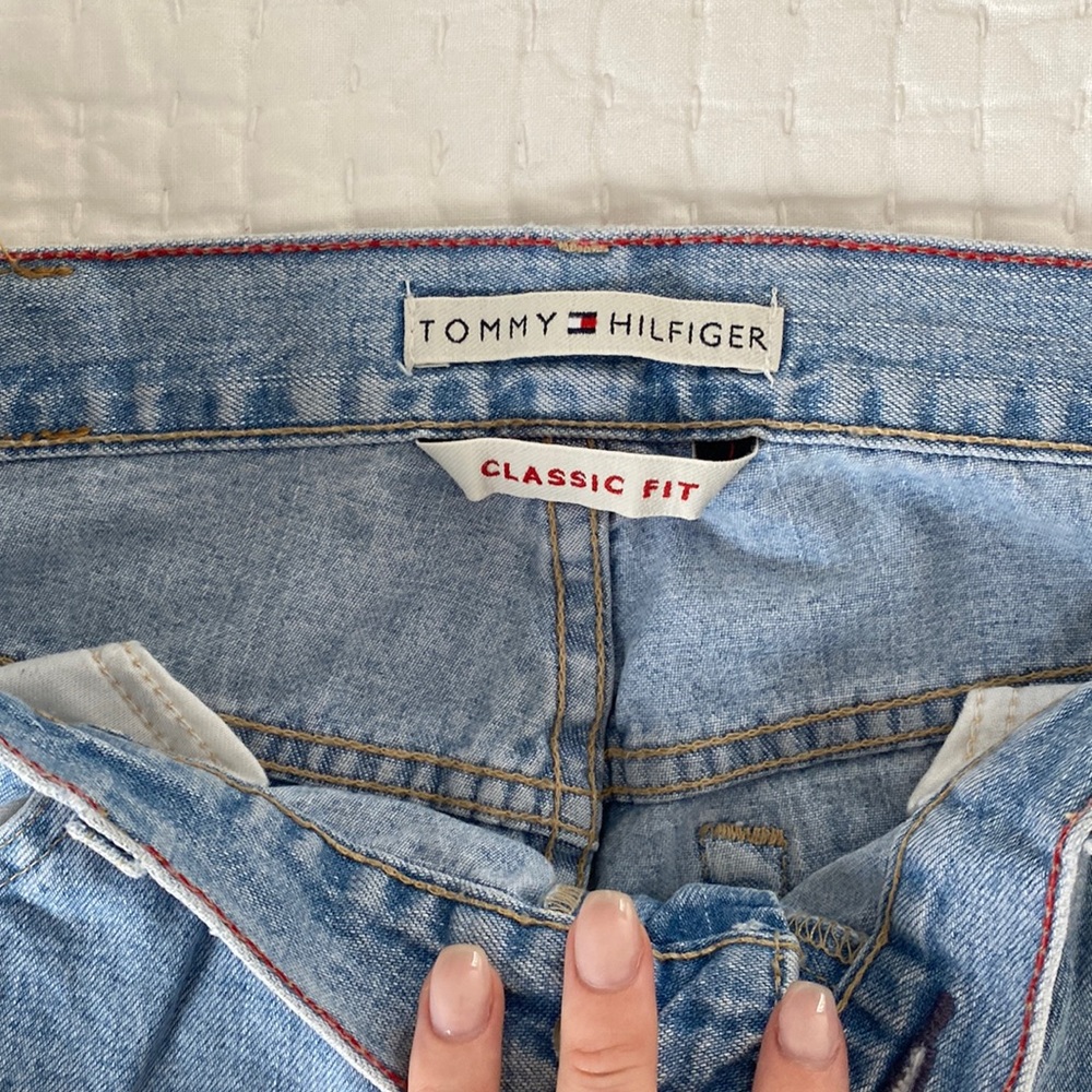Distressed washed Tommy Hilfiger jeans - lightly worn